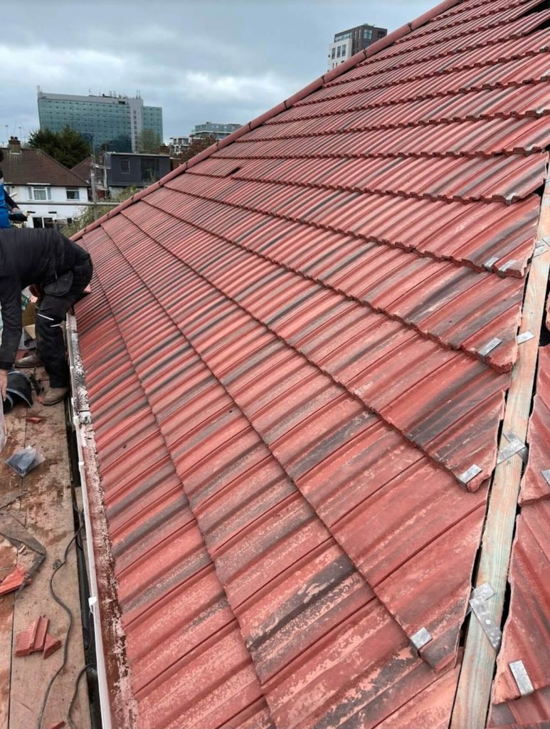 new house roof installation